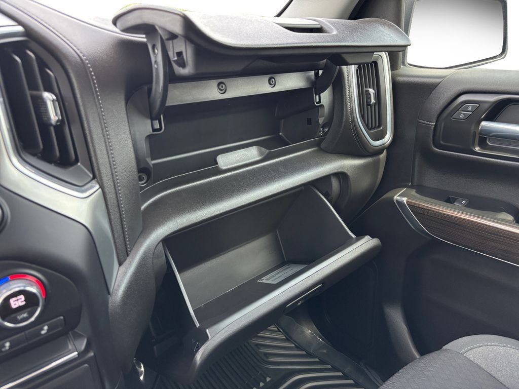 Used 2022 Chevrolet Silverado 1500 LT Trail Boss AWD/4WD image 32