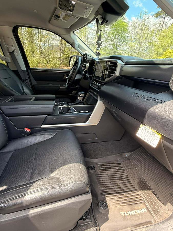 Used 2024 Toyota Tundra SR5 w/ SR5 Convenience Package AWD/4WD image 18