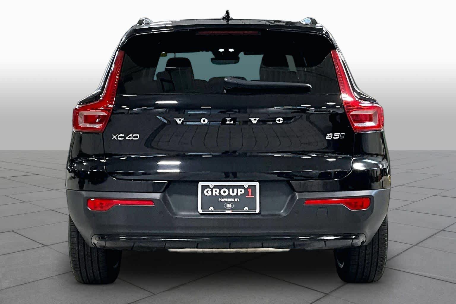 Used 2024 Volvo XC40 B5 Plus w/ Protection Package Premier AWD/4WD image 5