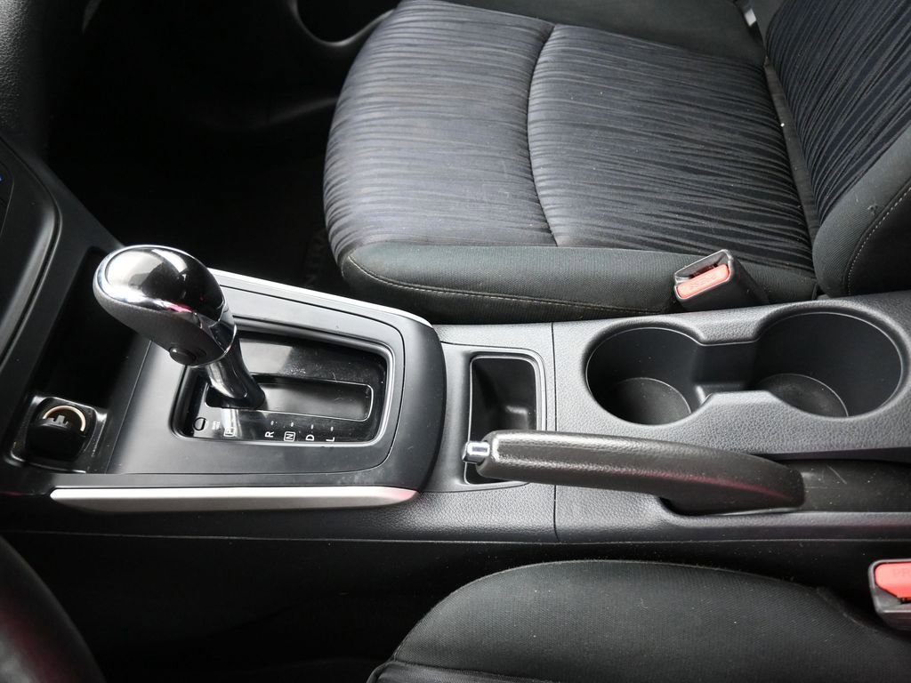 Used 2019 Nissan Sentra SV image 21
