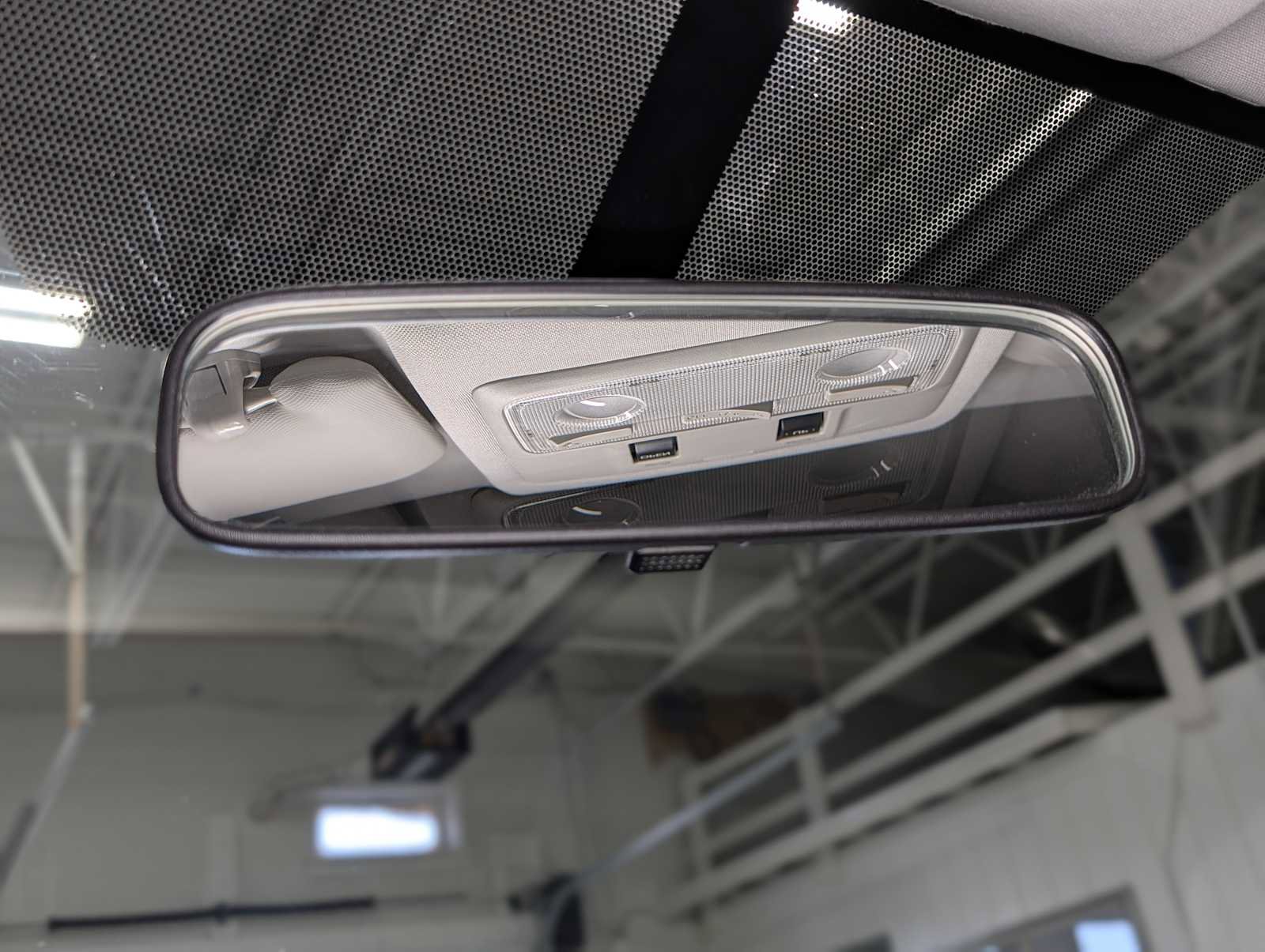 Used 2013 Toyota RAV4 XLE image 34