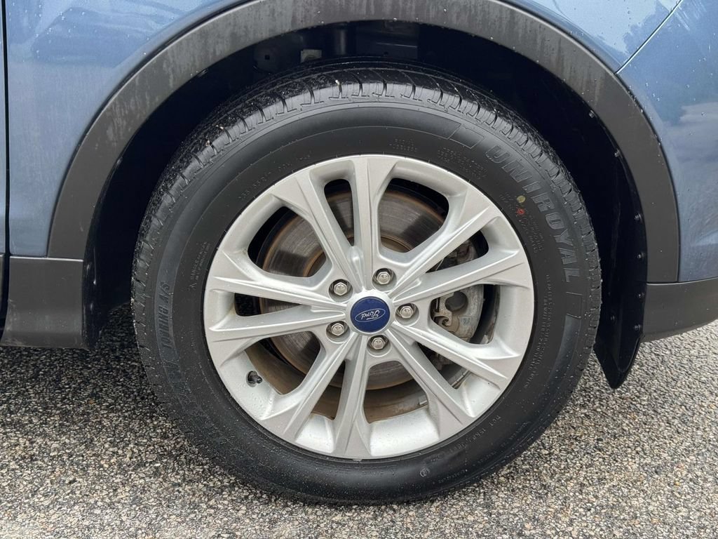 Certified 2018 Ford Escape SE AWD/4WD image 25