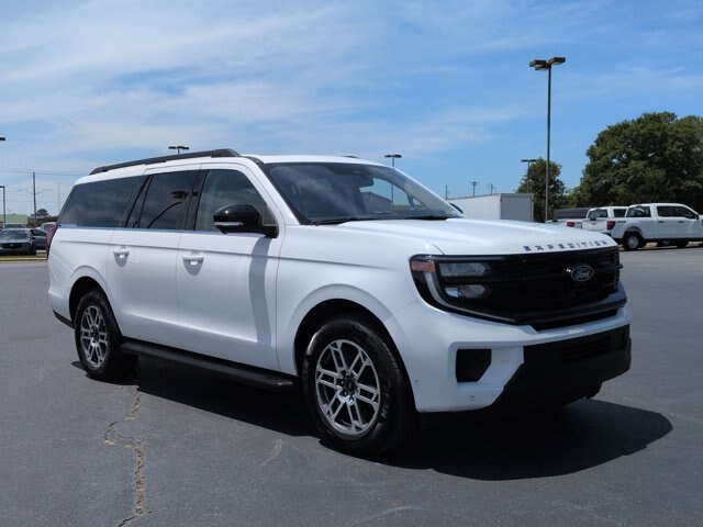 Certified 2025 Ford Expedition Max Active RWD image 2