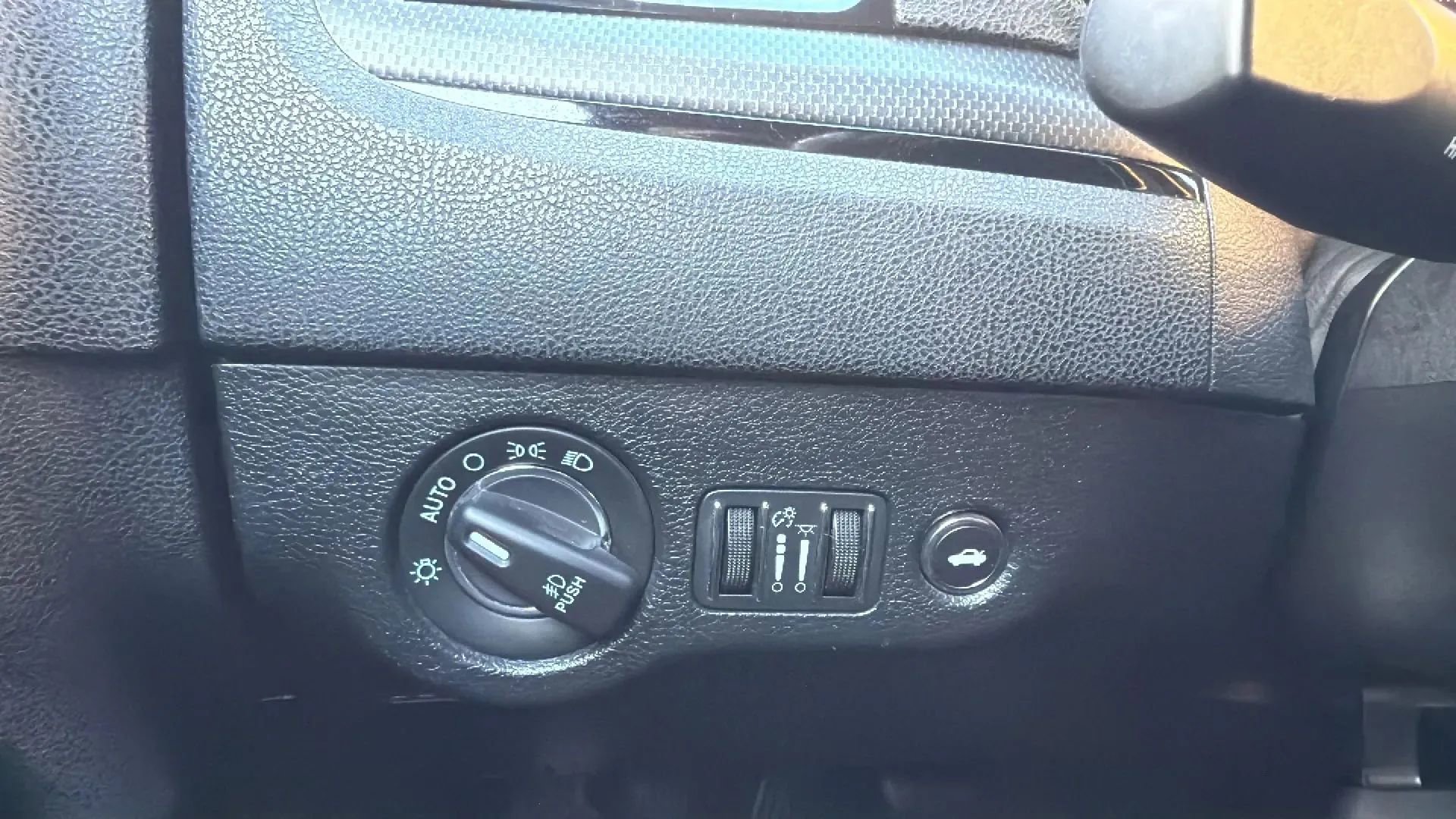 Used 2016 Chrysler 300 S RWD image 14
