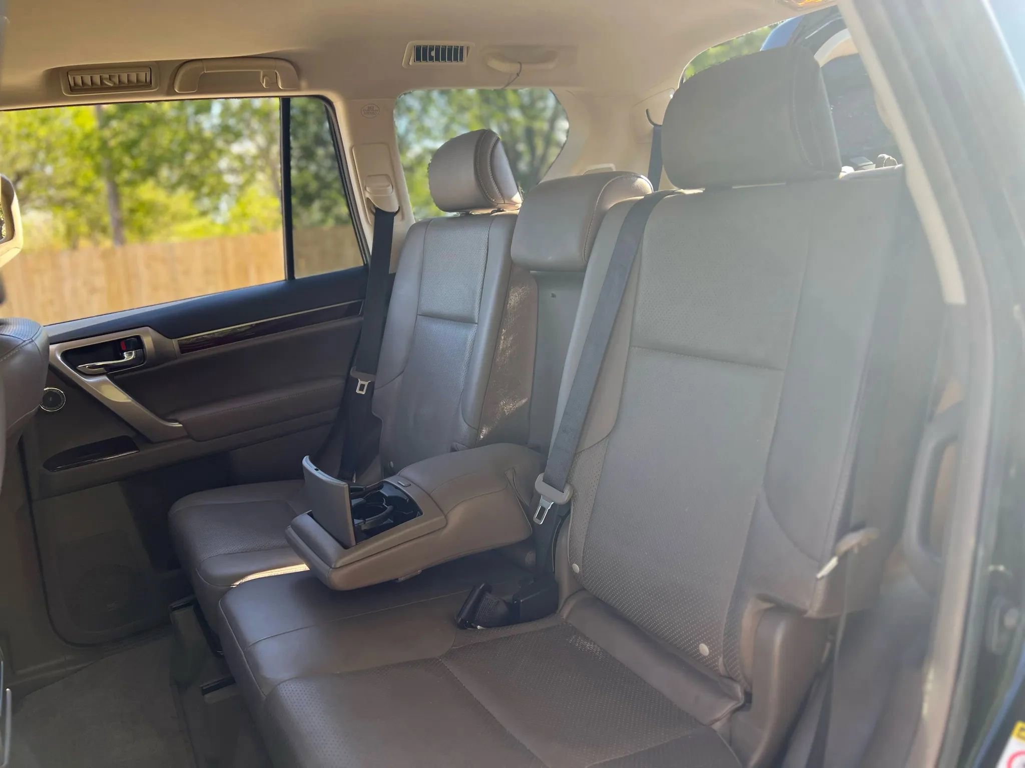 Used 2014 Lexus GX 460 Luxury image 17