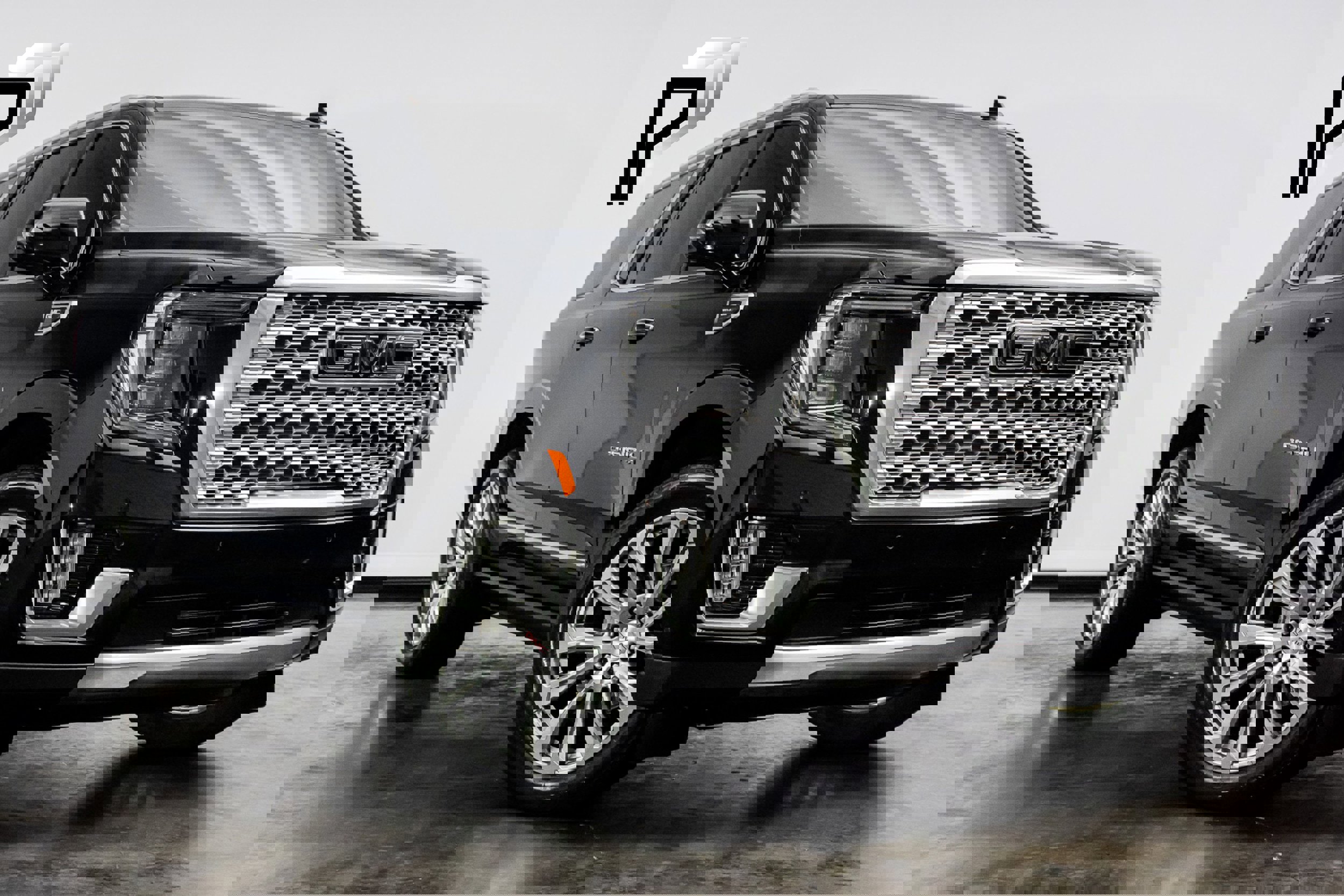 Used 2023 GMC Yukon Denali w/ Denali Reserve Package