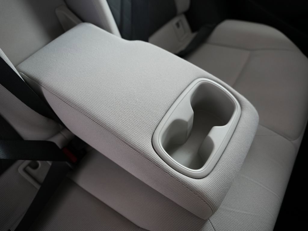 Used 2020 Toyota Corolla LE image 37