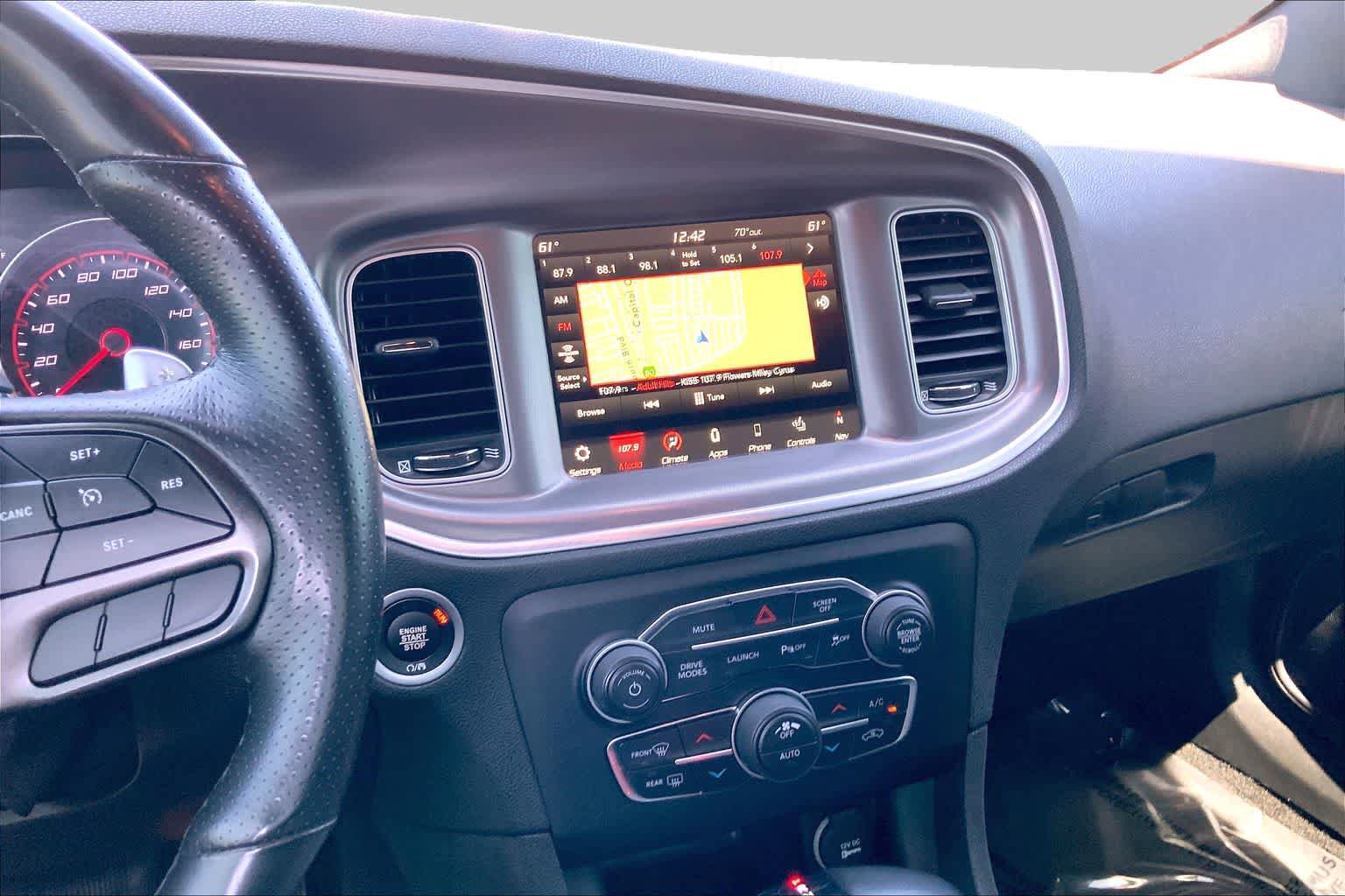 Used 2022 Dodge Charger Scat Pack w/ Harman/Kardon Audio Group RWD image 6