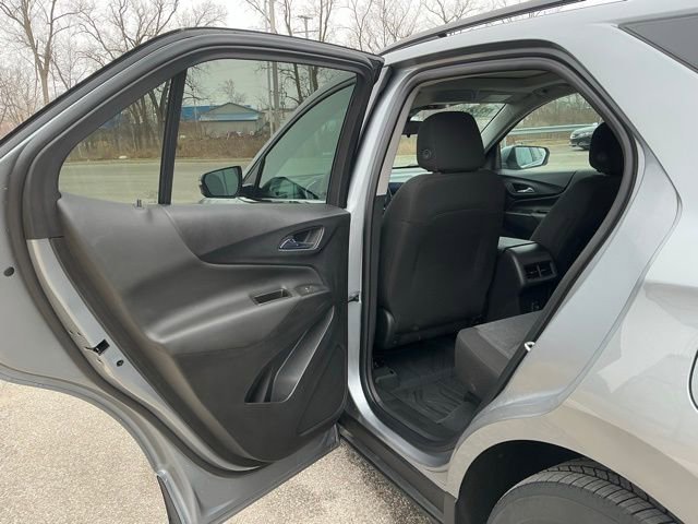 Used 2024 Chevrolet Equinox LT image 16