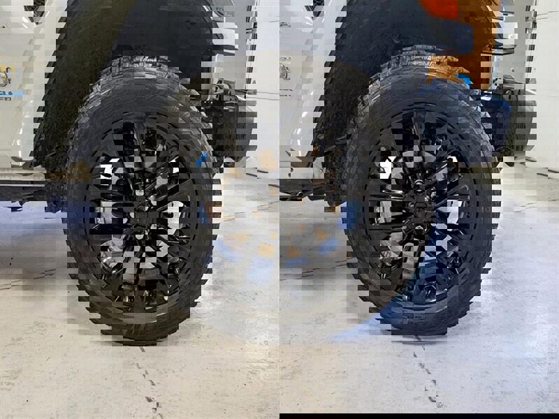 Used 2023 Jeep Wrangler Unlimited Sahara image 12