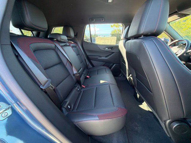 New 2027 Chevrolet Equinox RS AWD/4WD image 32