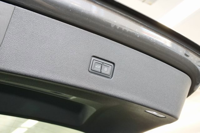 New 2026 Audi Q8 Premium image 14