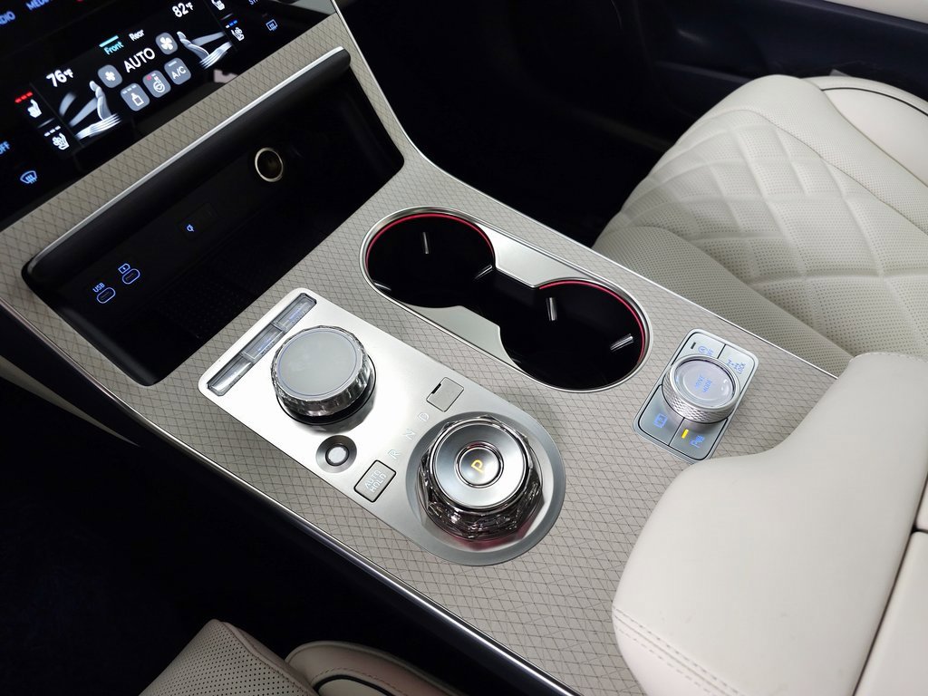 New 2025 Genesis GV80 3.5T Prestige image 32