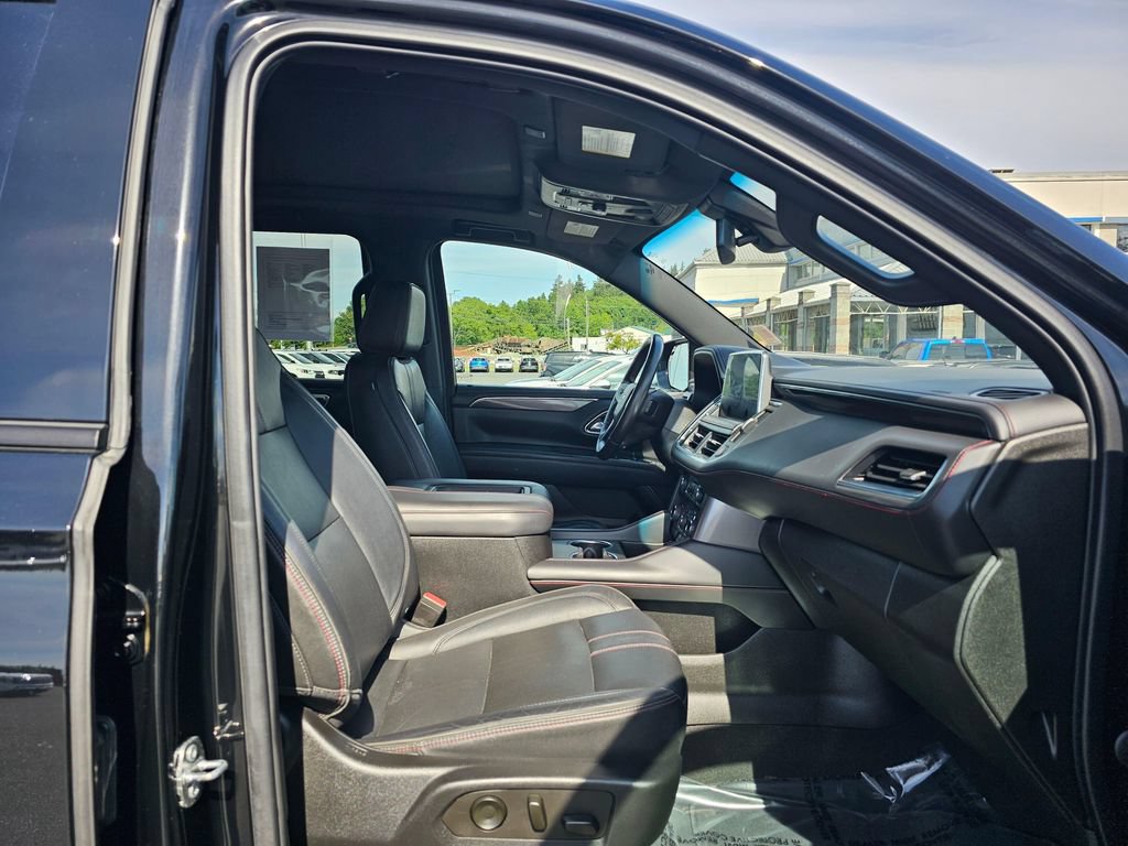 Used 2021 Chevrolet Tahoe RST AWD/4WD image 10