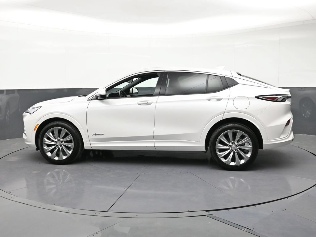 Used 2024 Buick Envista Sport Touring FWD image 2