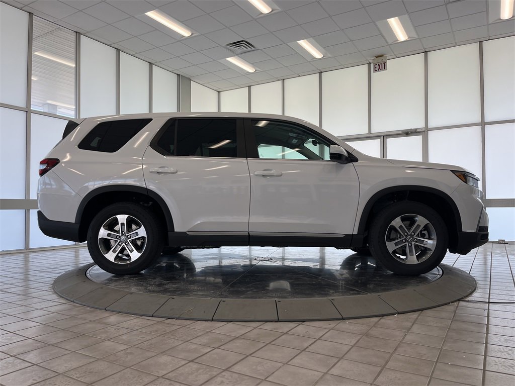 New 2025 Honda Pilot EX-L image 6