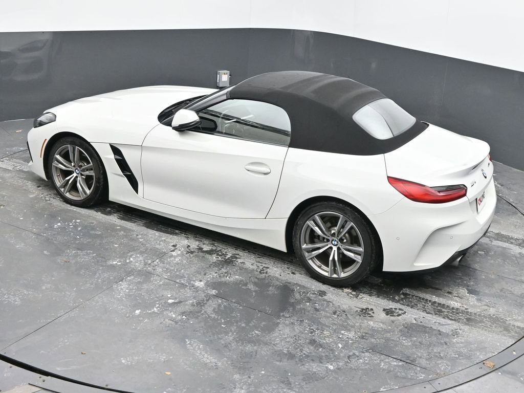 Used 2025 BMW Z4 sDrive30i image 32
