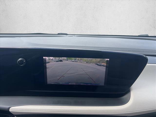 Used 2024 Buick Encore GX Sport Touring image 13