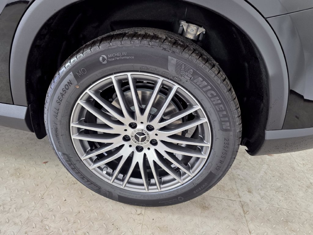 New 2027 Mercedes-Benz GLC 300 4MATIC image 12