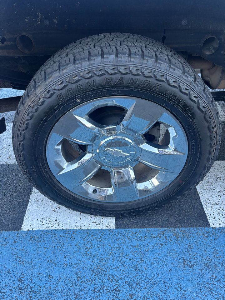 Used 2018 Chevrolet Silverado 1500 LTZ w/ Sport Package image 26