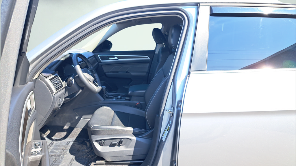 Used 2023 Volkswagen Atlas SE AWD/4WD image 10