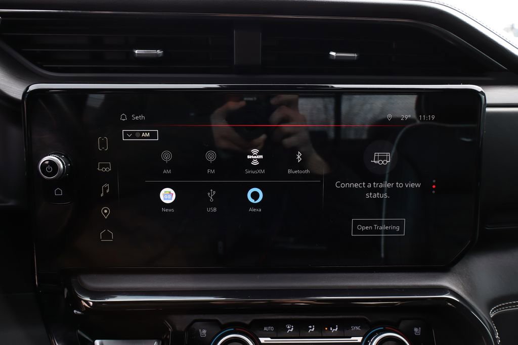 Used 2024 GMC Sierra 2500 AT4X image 24