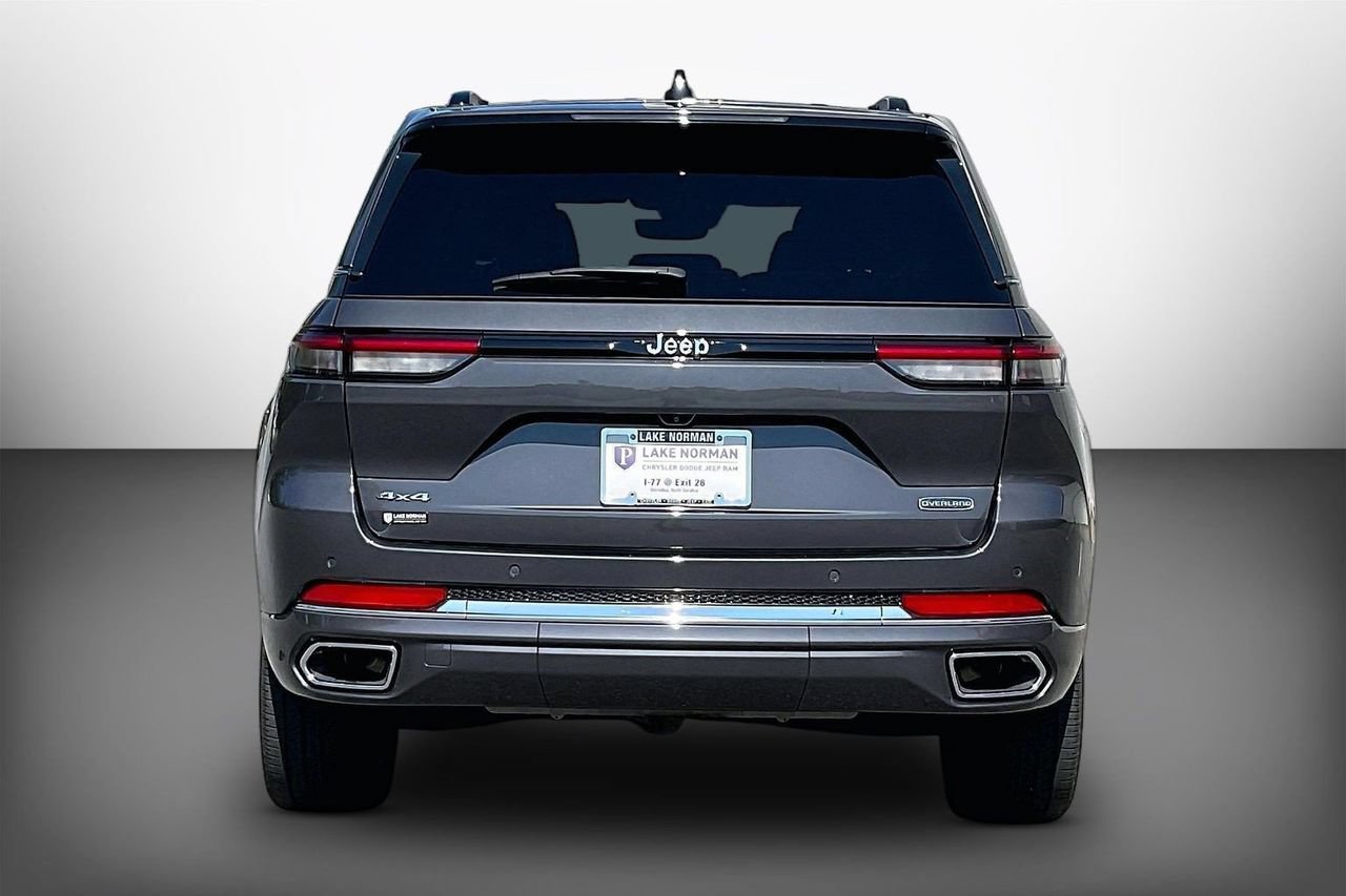 Certified 2023 Jeep Grand Cherokee Overland AWD/4WD image 7