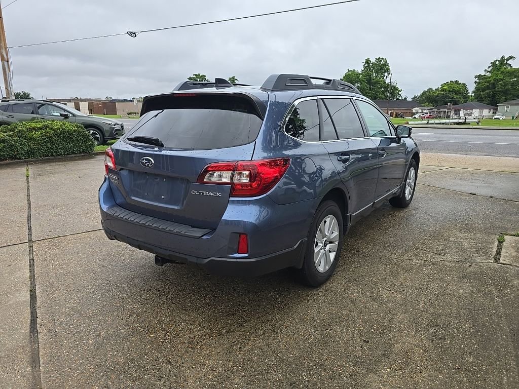 Used 2016 Subaru Outback 2.5i Premium AWD/4WD image 16