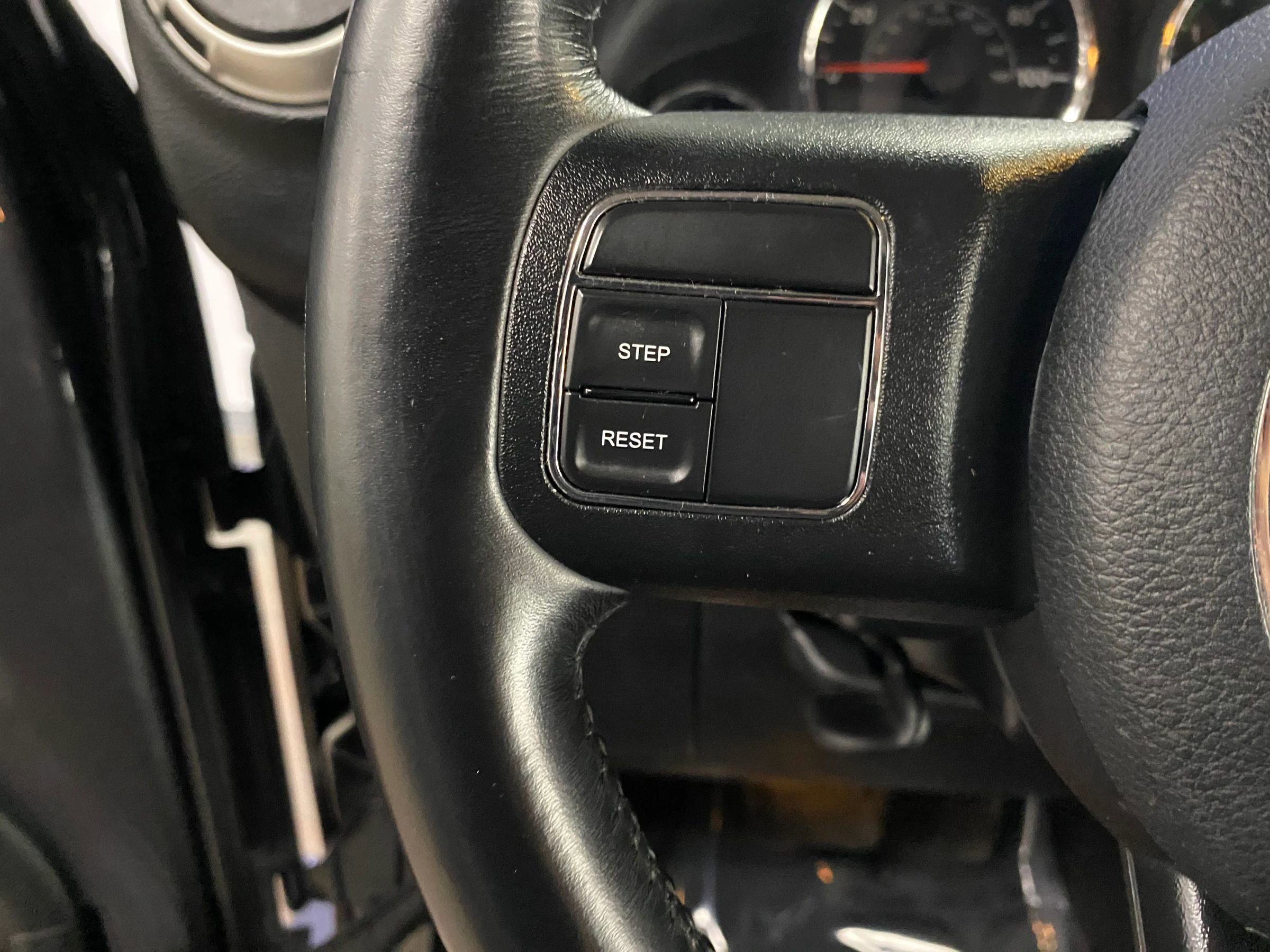 Used 2017 Jeep Wrangler Unlimited Sahara image 14