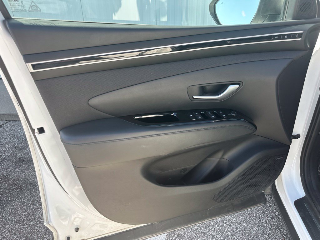 Used 2024 Hyundai Tucson Limited AWD/4WD image 13