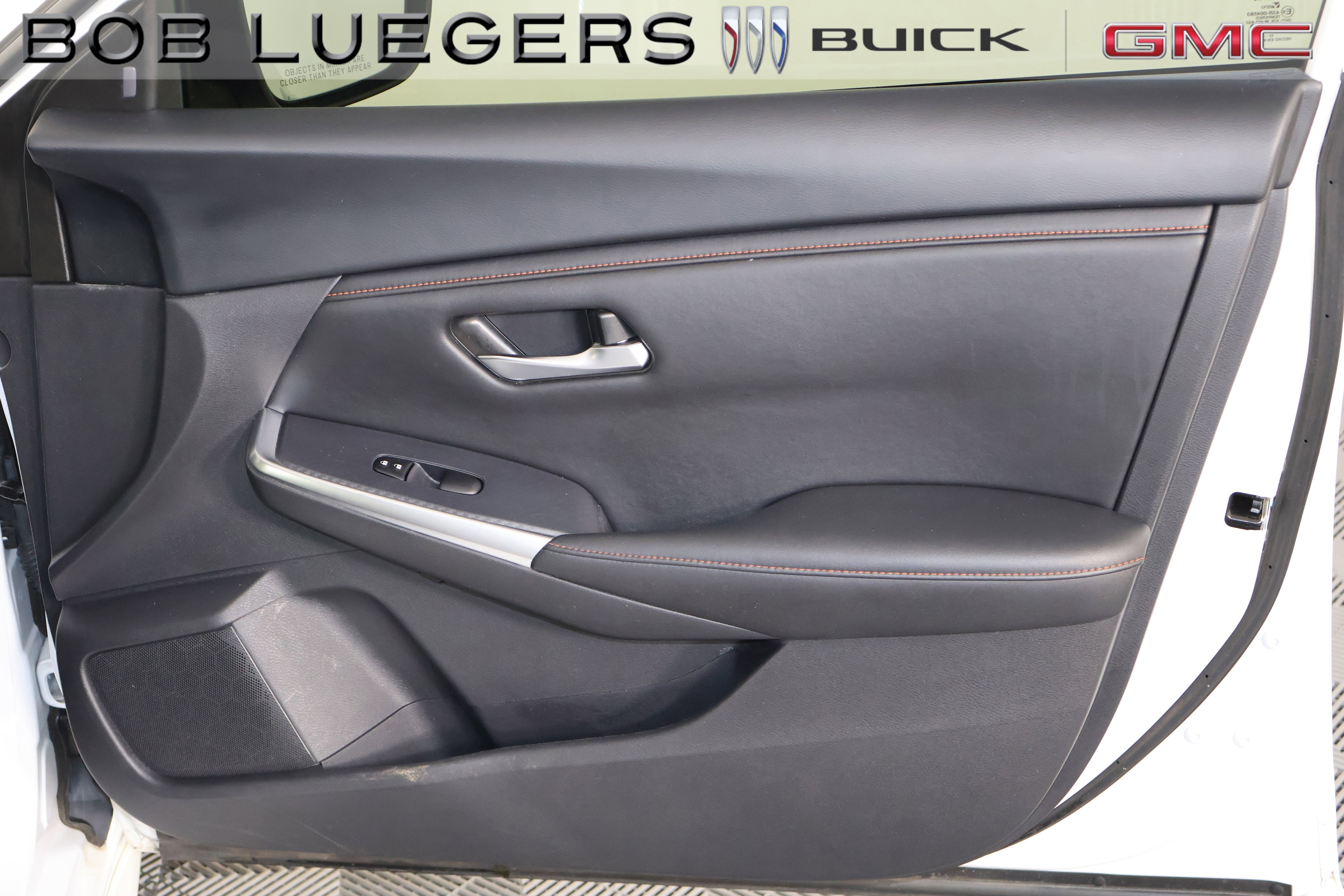 Used 2024 Nissan Sentra SR FWD image 18
