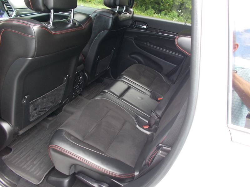 Used 2021 Jeep Grand Cherokee Trailhawk w/ Premium Lighting Group AWD/4WD image 25