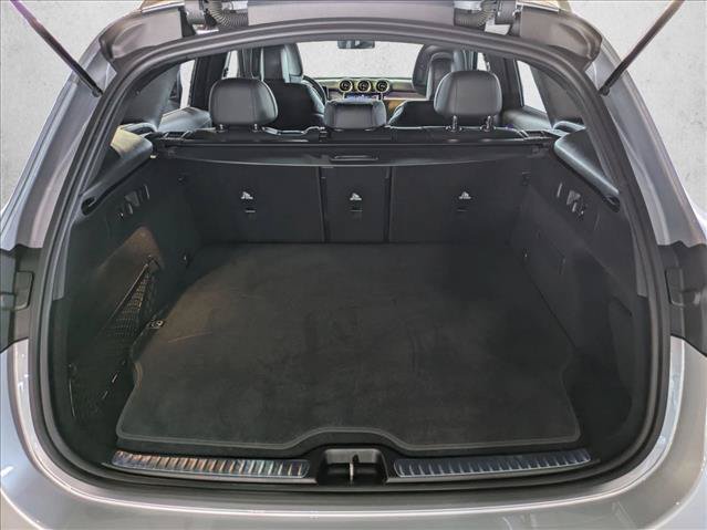 Used 2025 Mercedes-Benz GLC 350e 4MATIC image 7