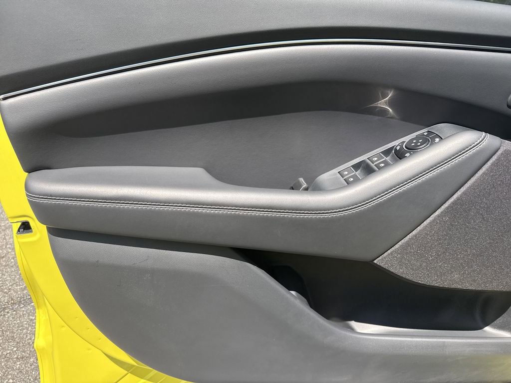 Used 2025 Ford Mustang Mach-E Select w/ Comfort Package Lite RWD image 10