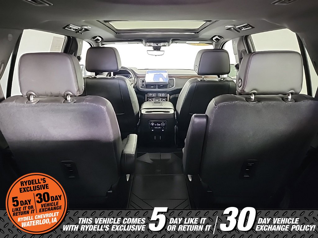 Used 2021 Chevrolet Tahoe High Country w/ Premium Package image 13