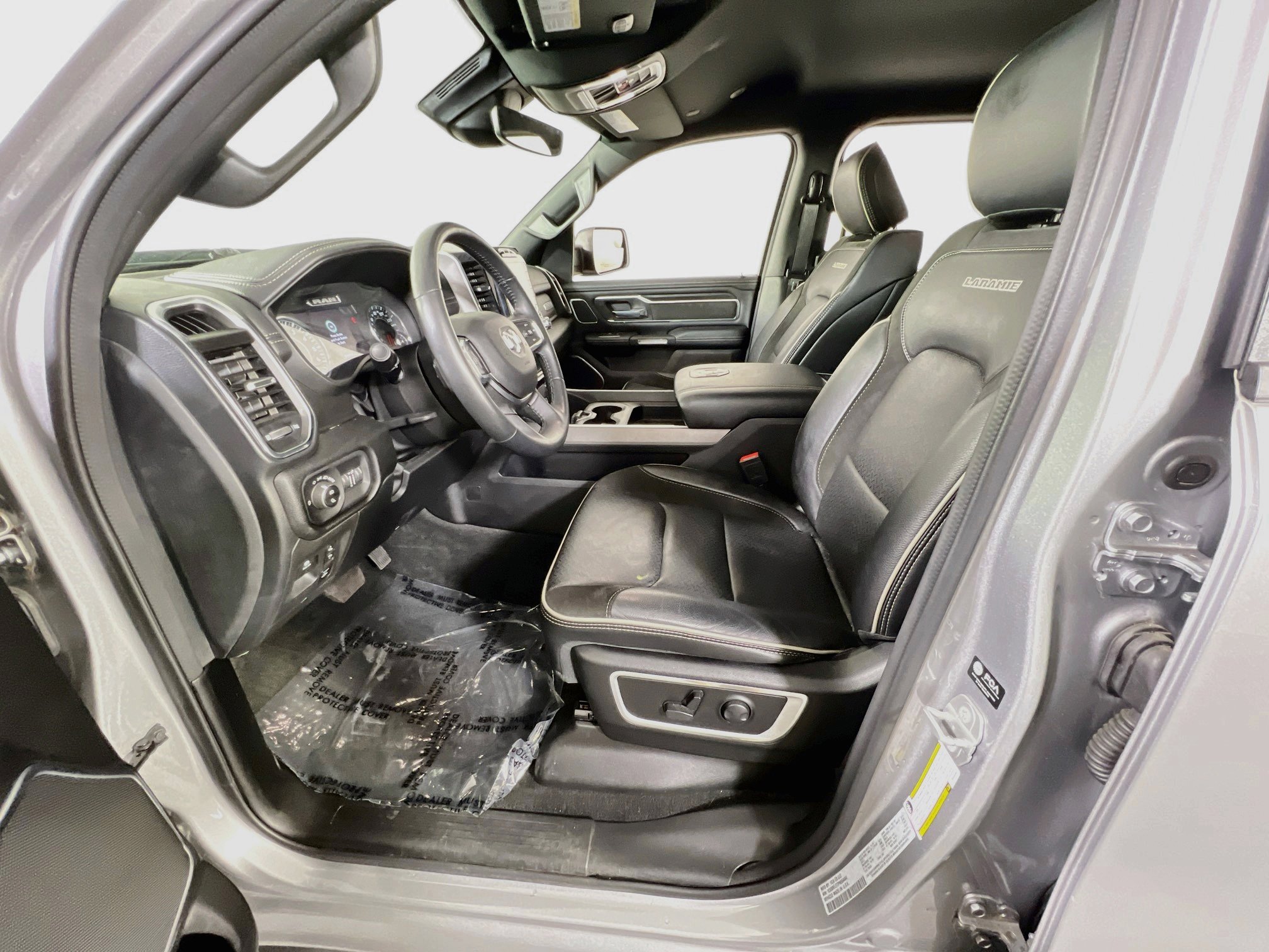 Used 2023 RAM 1500 Laramie image 21