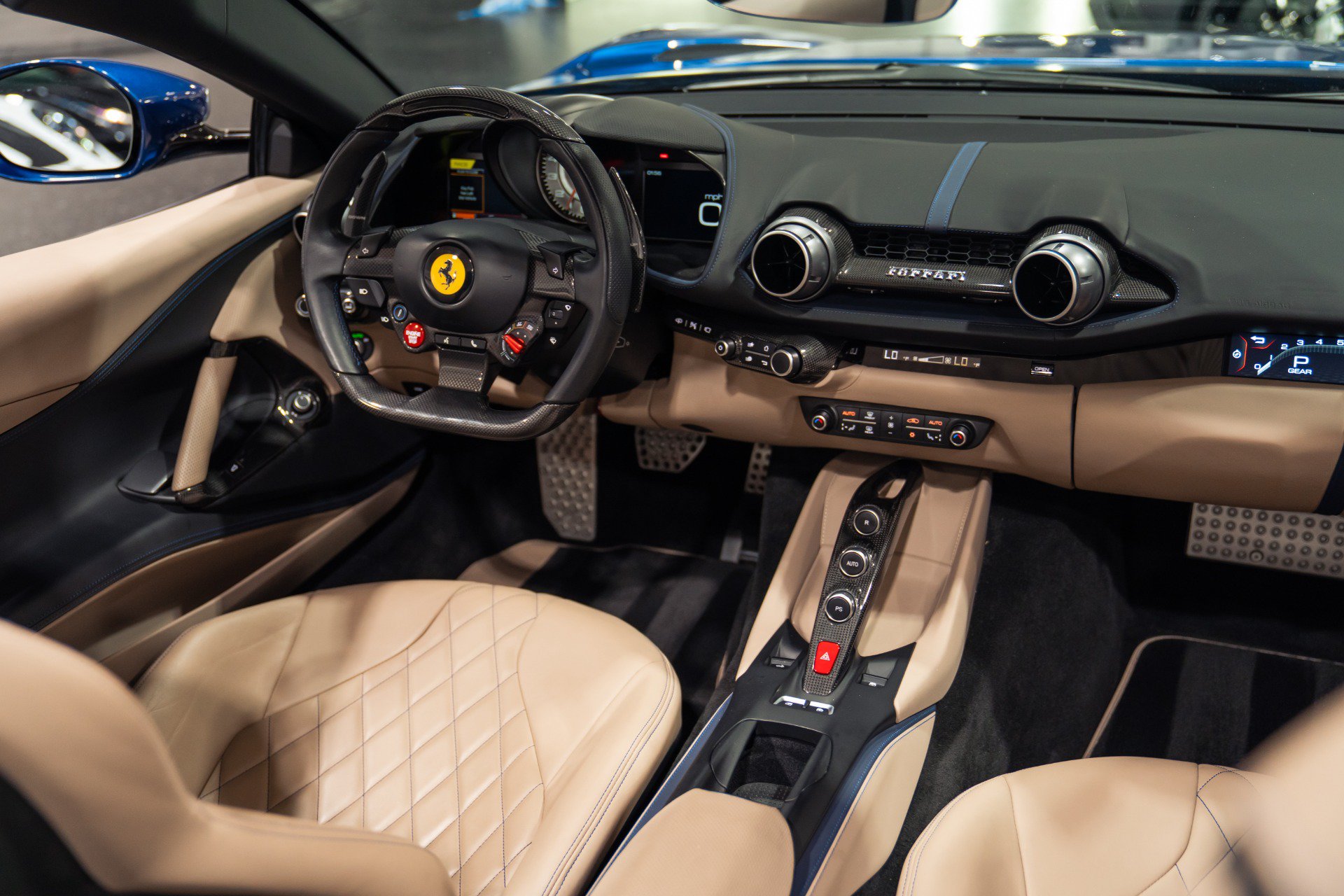 Used 2021 Ferrari 812 GTS RWD image 2