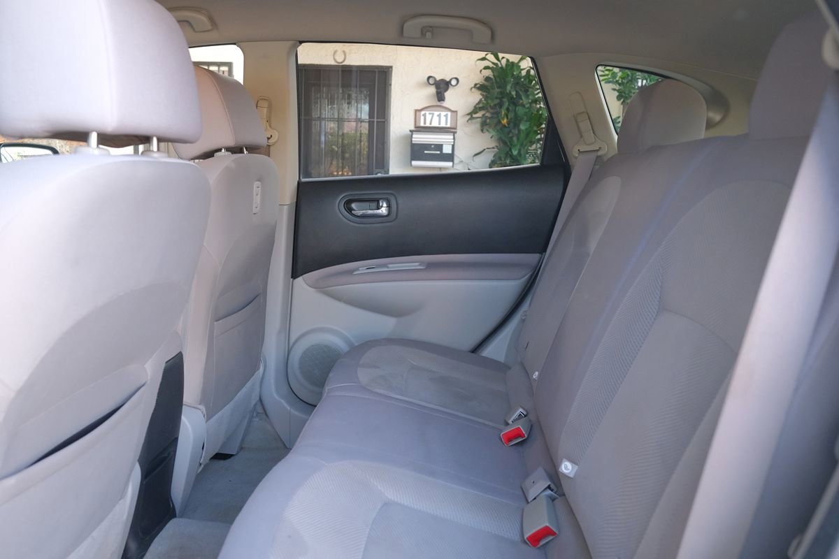 Used 2013 Nissan Rogue S w/ Special Edition Pkg image 30