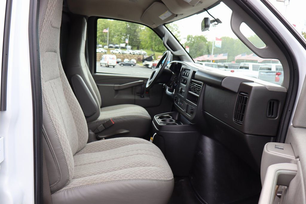 New 2025 Chevrolet Express 2500 w/ Driver Convenience Package image 21
