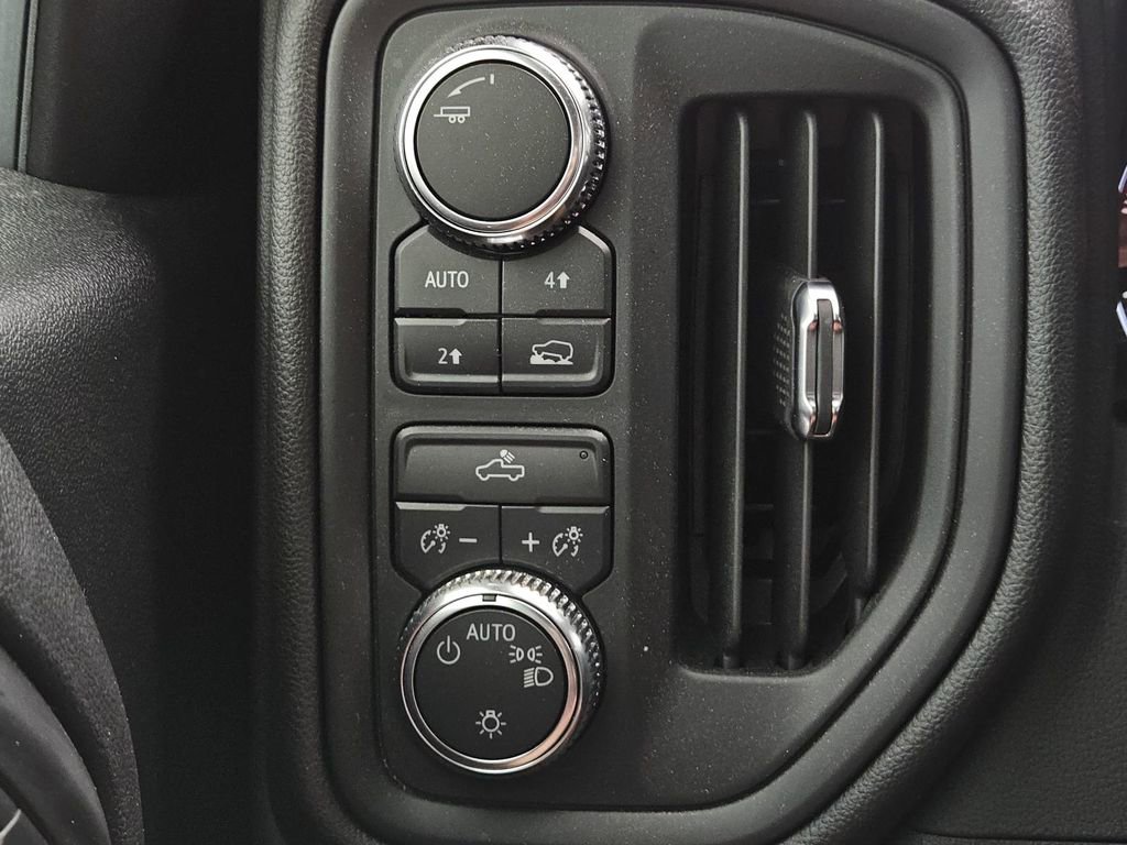 Used 2024 GMC Sierra 1500 Pro w/ Graphite Edition image 18