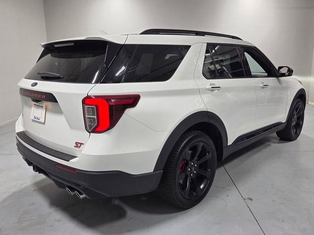 Used 2024 Ford Explorer ST w/ Equipment Group 401A image 13