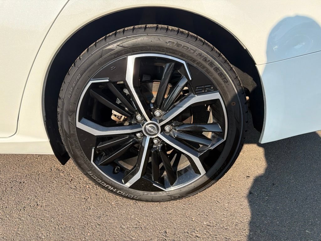Used 2024 Nissan Altima 2.5 SR FWD image 32