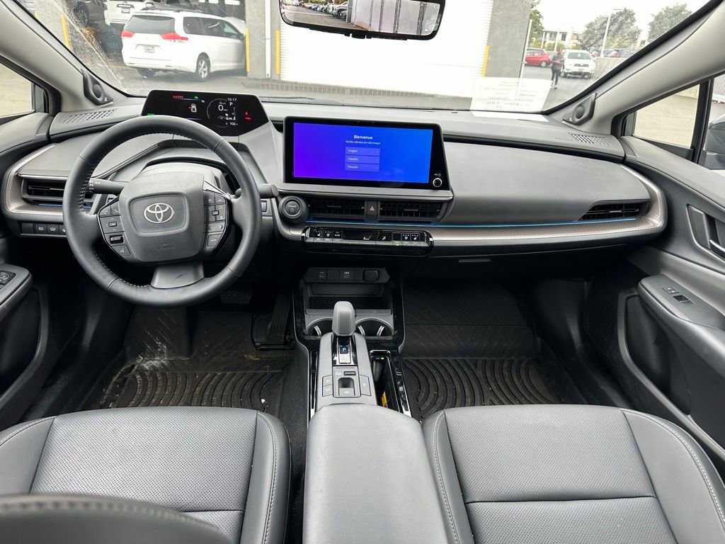 Used 2025 Toyota Prius Limited w/ Limited Premium Package FWD image 10