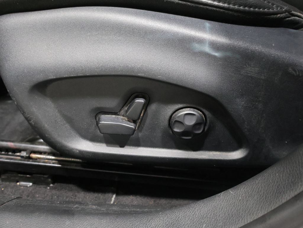 Used 2019 Jeep Compass Latitude AWD/4WD image 13