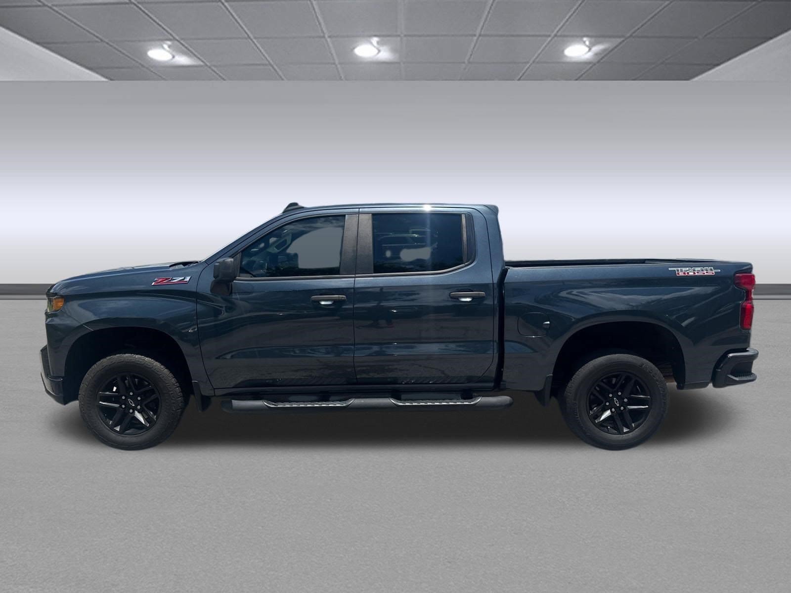 Used 2020 Chevrolet Silverado 1500 Custom Trail Boss w/ Custom Convenience Package AWD/4WD image 6