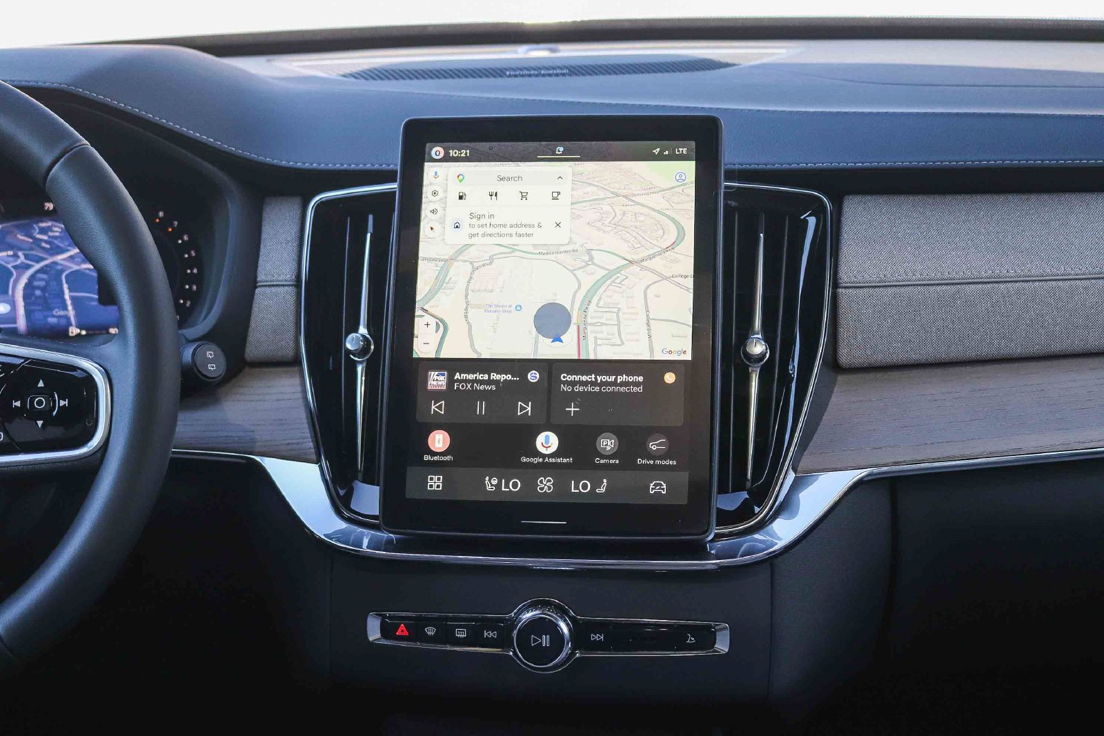 New 2027 Volvo XC90 B6 Plus AWD/4WD image 13