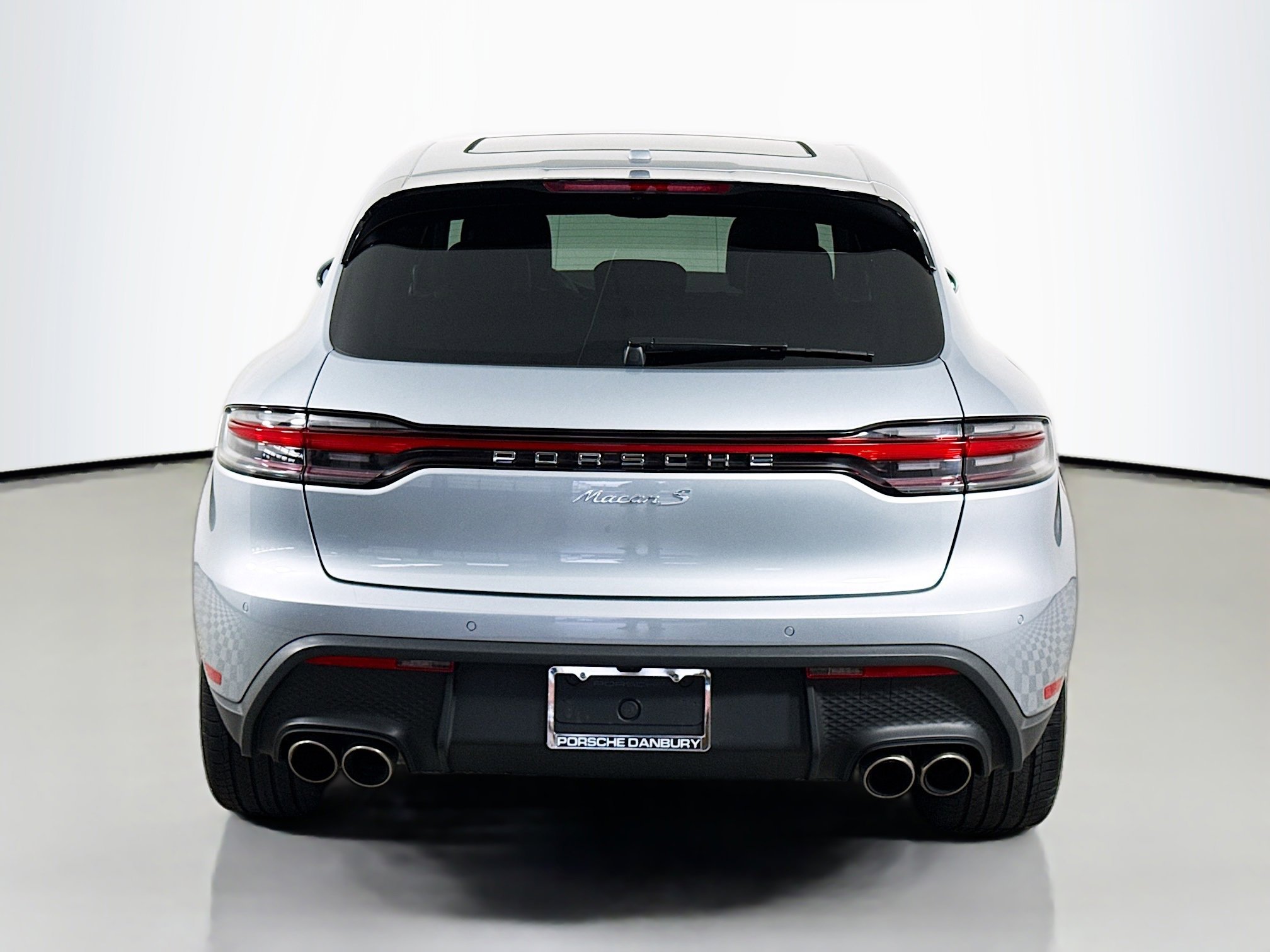 Used 2023 Porsche Macan S image 10