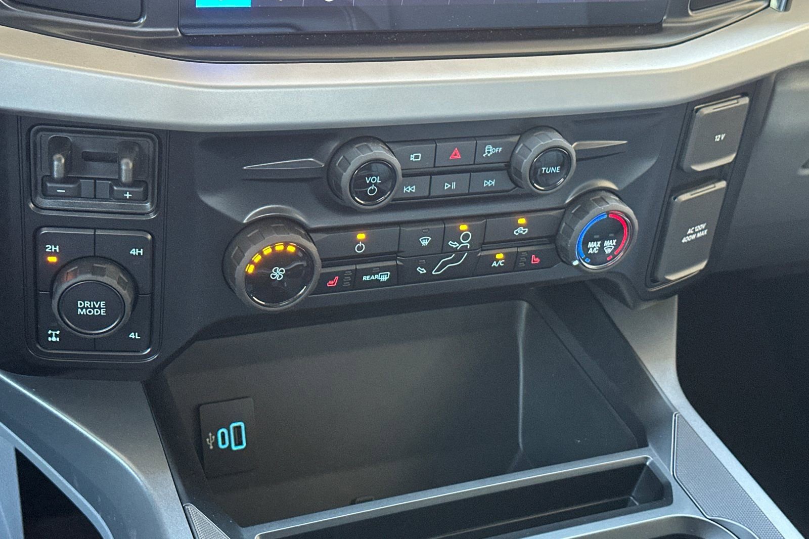 New 2026 Ford F250 4x4 Crew Cab Super Duty image 20