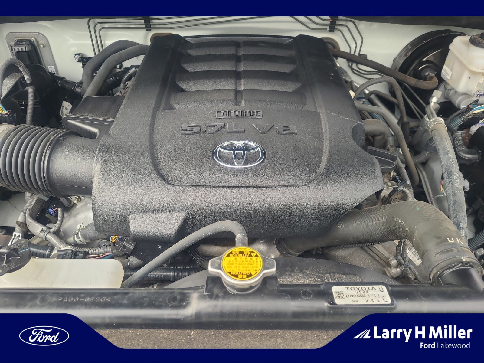 Used 2014 Toyota Tundra Limited w/ Limited Premium Package image 22