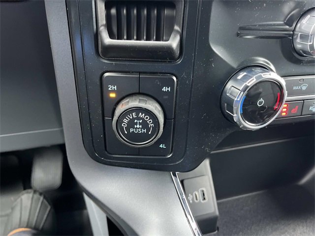 New 2025 Ford F150 XLT w/ Equipment Group 302A MID image 31